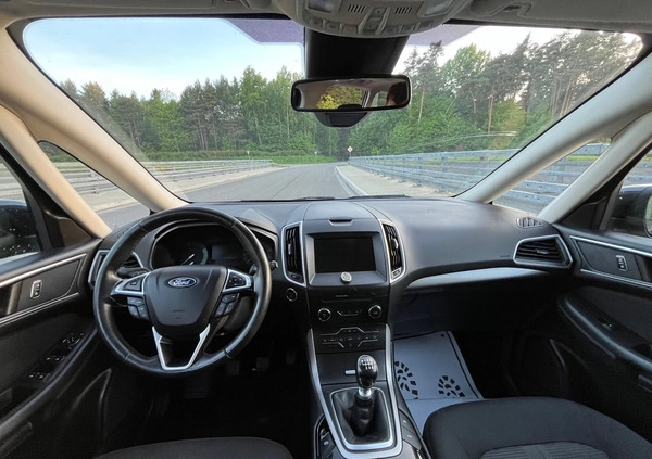 Ford Galaxy cena 87000 przebieg: 85900, rok produkcji 2019 z Czarne małe 667